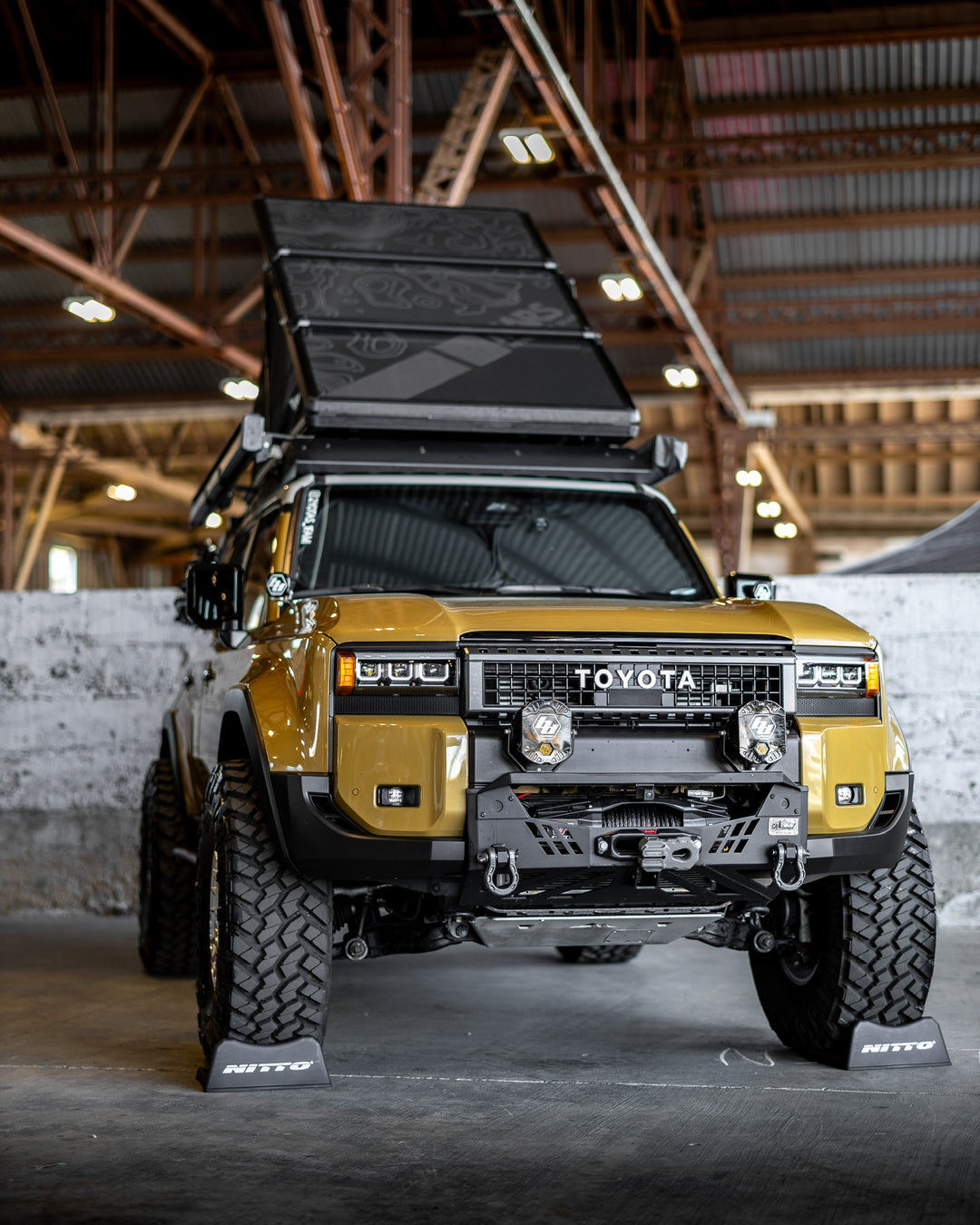 Aeroblade Rooftop Tent